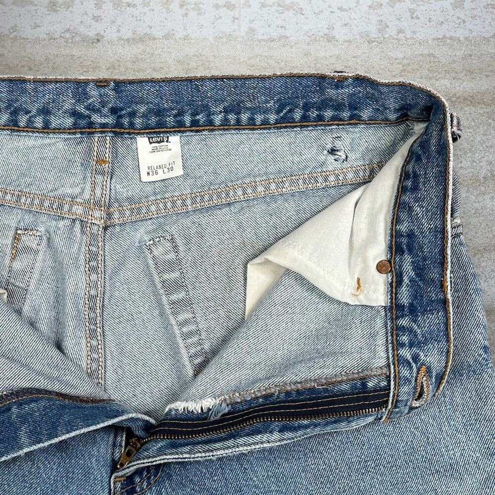 Vintage 90s Levis Jeans 540 36x30 Relaxed Light Wash Made in USA Denim Brown Tab - Picture 5 of 5